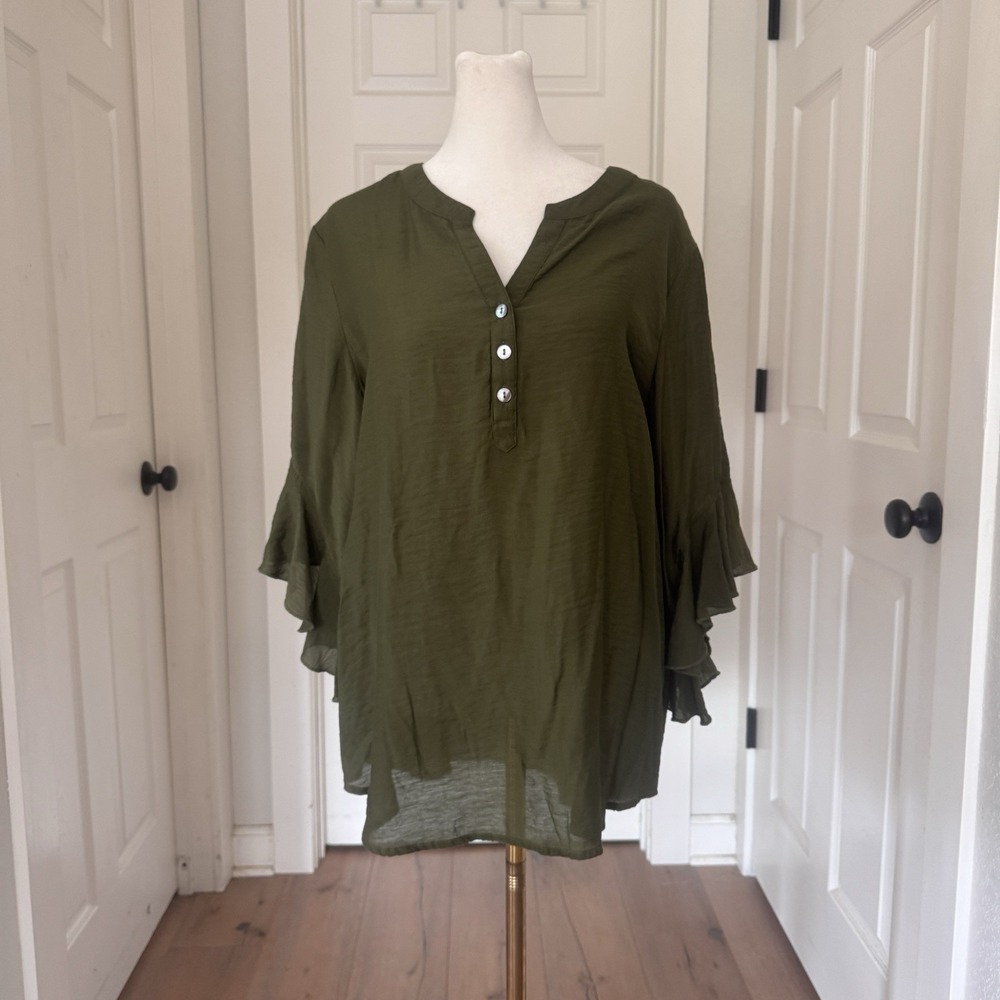 Multiples Brand Womens Sz M Blouse Tunic Top Olive Green Blouse Artsy Flowyβ